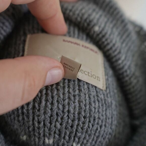 Banana Republic Wool Blend Gray Cream‎ Striped Rolled / Mock Neck XS Sweater - Picture 9 of 10